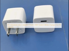 PD Universal Usb C Adapter Power 20W Output شاحن أبيض لأجهزة PD